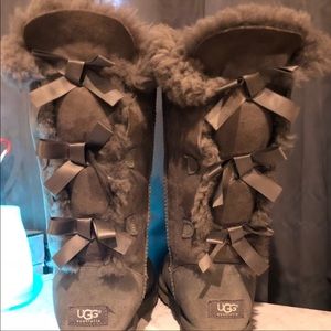 Grey Triple Bailey Bow Uggs